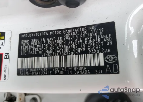 2013 Toyota Corolla Matrix z USA, uszkodzony, nr VIN 2T1KU4EE7DC979617